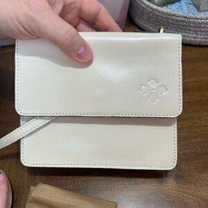 Elegant Cream Leather Women's Bag